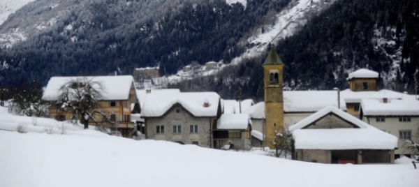 allarme-rosso-per-le-nevicate-nell-alto-ticino
