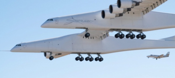 california-riuscito-il-test-dell-aereo-piu-largo-del-mondo