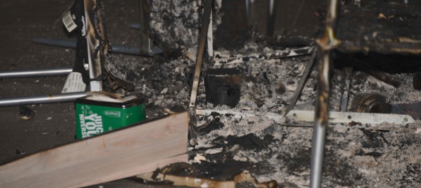 incendio-al-whisky-ad-agno-intimidazione-o-vandalismo