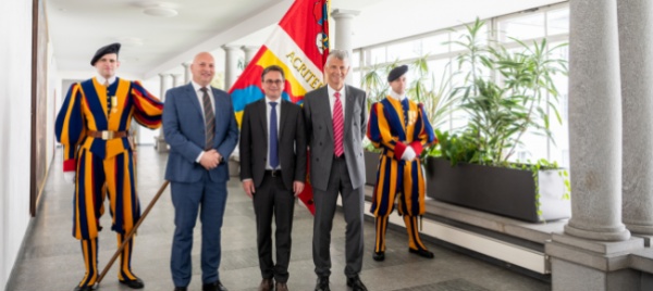 ticino-ospite-d-onore-al-giuramento-delle-guardie-svizzere