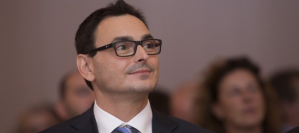 in-27-vogliono-il-posto-di-raffaele-de-rosa