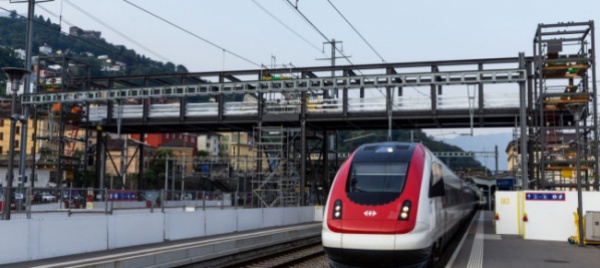 bellinzona-prende-forma-la-nuova-passerella-alla-stazione-ffs