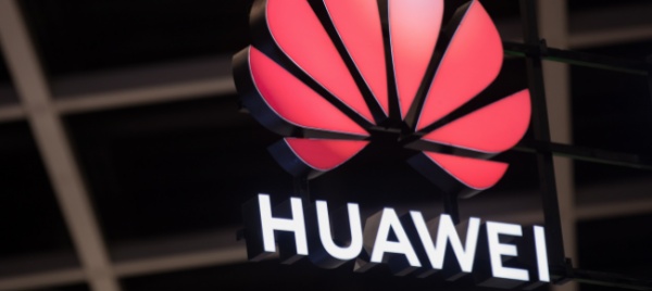 gli-usa-allentano-la-stretta-su-huawei