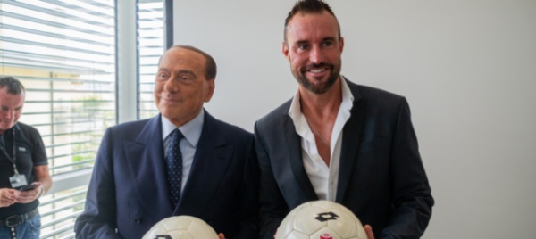 lugano-sposa-berlusconi-e-plein-il-ps-non-c-e-niente-da-ridere