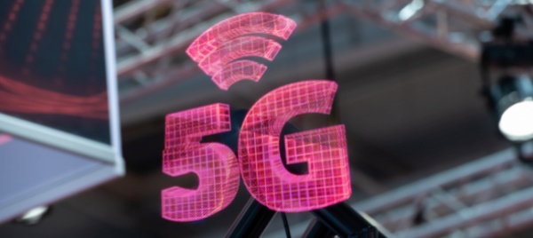 ma-il-5g-fa-male-ecco-cosa-dicono-gli-esperti