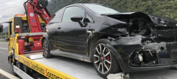biasca-scontro-fra-auto-sull-a2-traffico-a-rilento