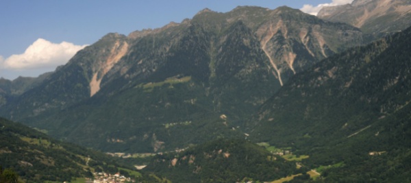 la-valle-di-blenio-si-mobilita-contro-il-5g