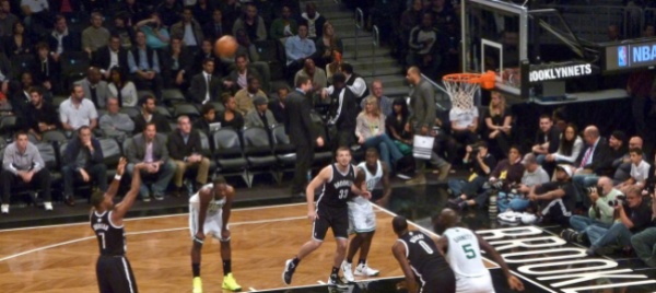 mister-alibaba-mette-le-mani-su-brooklyn