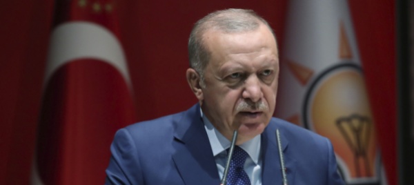 profughi-erdogan-minaccia-l-ue-aiuti-o-apriamo-le-frontiere