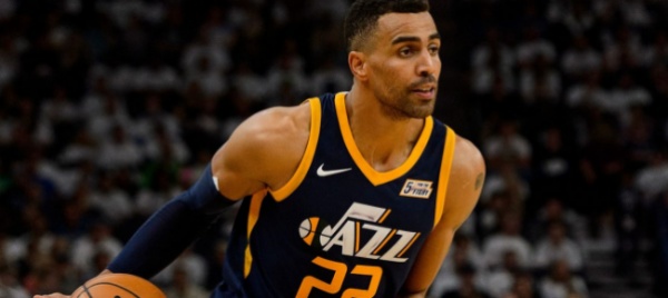 thabo-sefolosha-e-diventato-un-razzo-giochera-con-clint-capela