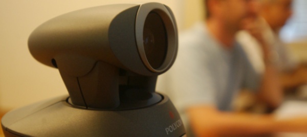 telecamere-nascoste-sul-posto-di-lavoro-si-puo