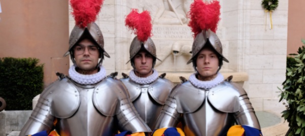 le-guardie-svizzere-alla-fiera-della-formazione-di-lucerna