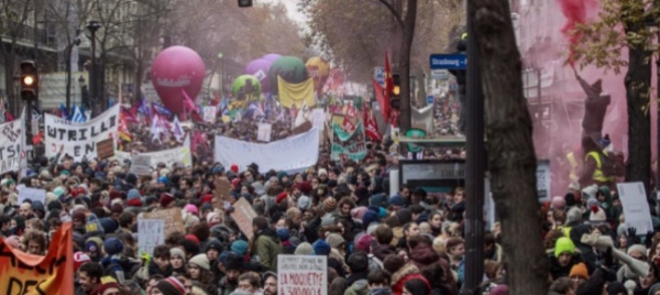 francia-continua-la-lotta-contro-le-nuove-pensioni
