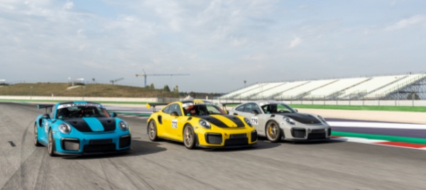 porsche-911-gt2-rs