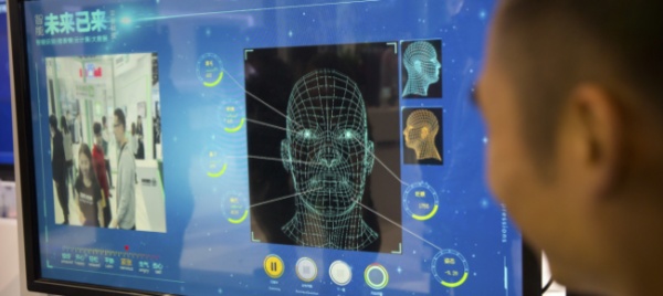la-societa-digitale-deve-aggiornare-i-suoi-valori