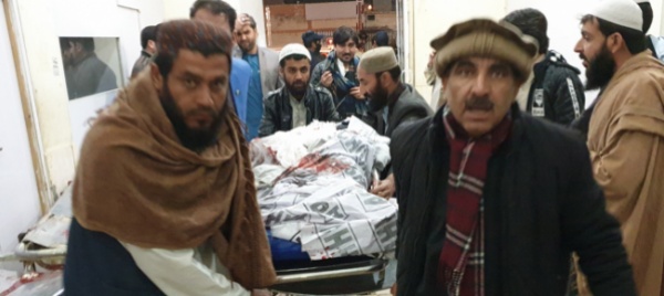 pakistan-bomba-in-moschea-almeno-13-morti-e-19-feriti