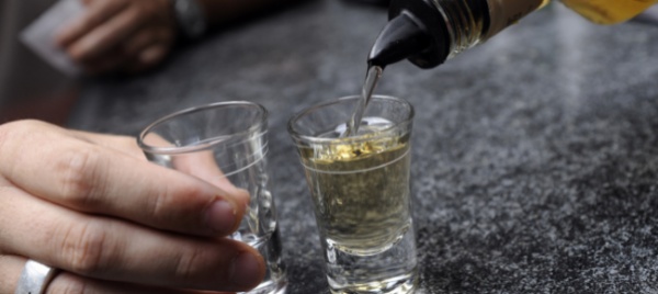 vendita-serale-di-alcol-la-norma-divide-la-politica