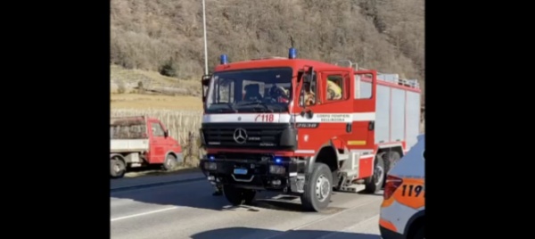 auto-s-incendia-in-carrozzeria-a-claro-ci-pensano-i-titolari