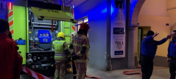 principio-d-incendio-mentre-impazza-il-rabadan