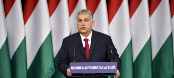 in-ungheria-pieni-poteri-a-orban