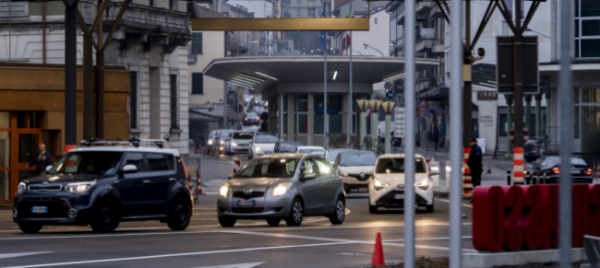 dogana-di-chiasso-strada-c-e-un-secondo-caso-di-contagio