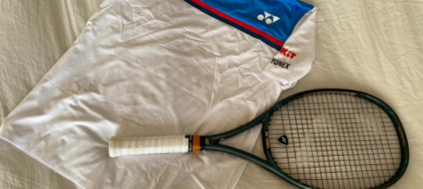 aurelia-dai-lustrini-alla-beneficenza-all-asta-anche-wawrinka