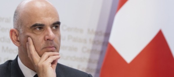 berset-illusorio-allentare-restrizioni-il-20-aprile
