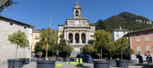 mendrisio-esclusa-per-ora-l-edificabilita-di-piazza-del-ponte