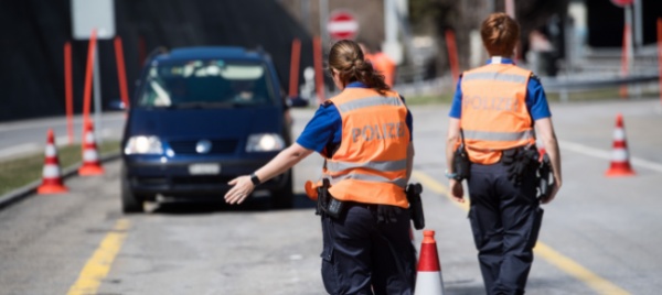posti-di-blocco-al-gottardo-nessuno-torna-indietro