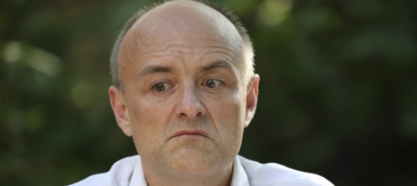 cummings-non-si-scusa-per-la-violazione-del-lockdown