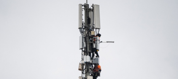 cadro-un-sondaggio-sull-antenna-5g