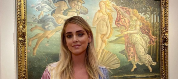 chiara-ferragni-gli-uffizi-e-la-banalita-dell-influencer