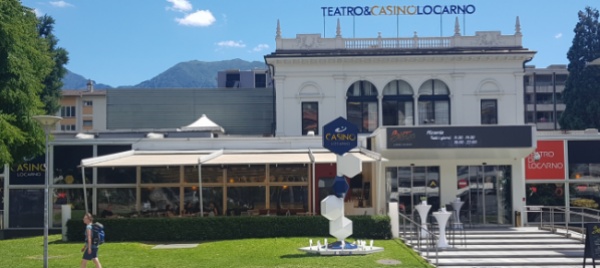 azioni-kursaal-alla-citta-occhio-alle-forzature
