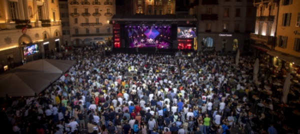 non-piu-di-mille-persone-alle-manifestazioni-fino-a-fine-anno