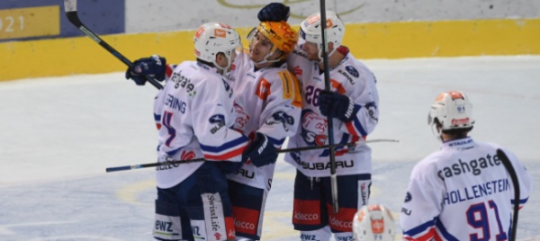 pius-suter-nello-spogliatoio-con-kubalik