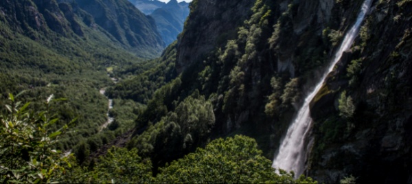 valle-bavona-sul-sentiero-della-transumanza