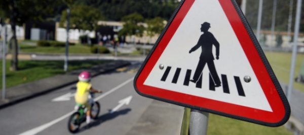 mandate-i-vostri-figli-a-scuola-in-bici-e-non-a-piedi