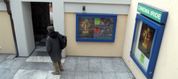 il-cinema-iride-cerca-da-settembre-giovani-cassieri
