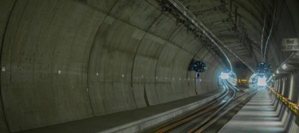 inaugurazione-in-forma-ridotta-per-la-galleria-del-ceneri