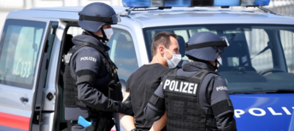 a-san-gallo-intervento-della-polizia-si-conclude-con-due-morti