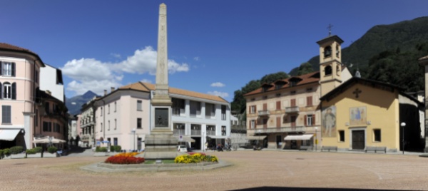 rumori-in-piazza-indipendenza-un-gerente-risponde