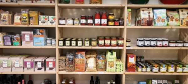 la-bottega-del-mondo-a-giubiasco-compie-30-anni
