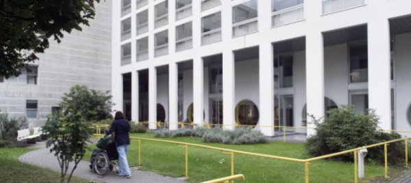 case-anziani-e-covid-visite-sospese-anche-a-chiasso