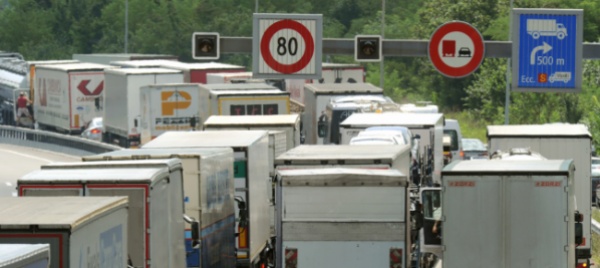 tir-e-dosaggio-a-chiasso-giro-di-vite-per-i-camionisti