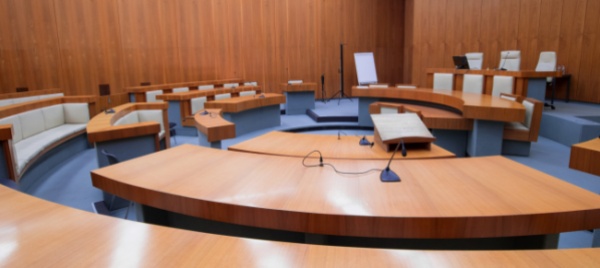 castighi-proporzionati-nel-foyer-prosciolti-tutti-gli-imputati