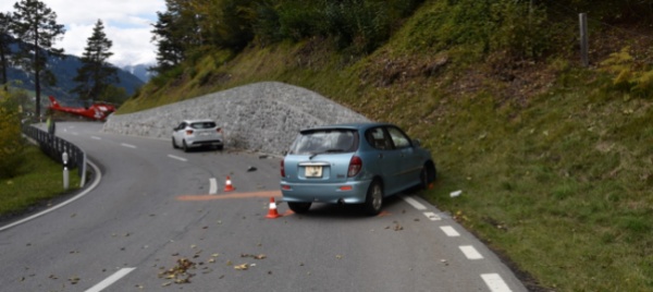 auto-contro-un-muro-a-castiel-grave-una-75enne