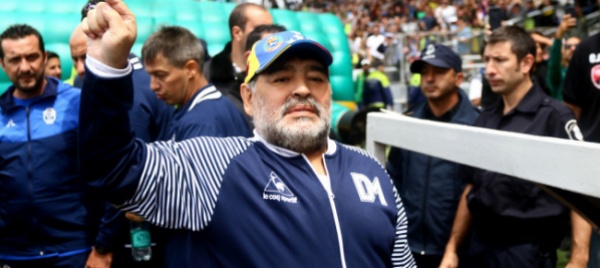 l-argentina-si-ferma-e-morto-maradona
