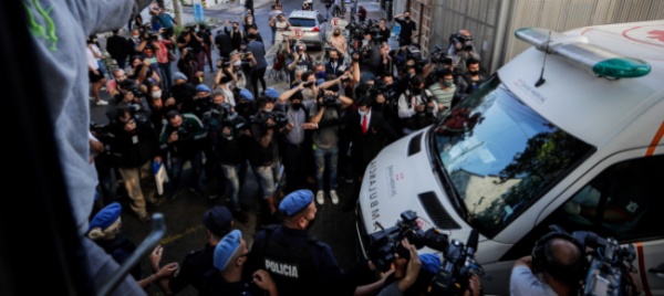 maradona-lascia-la-clinica-inizia-la-convalescenza