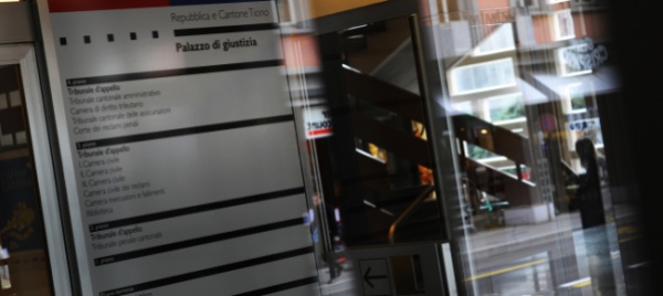 anche-in-tribunale-a-lugano-arrivano-i-plexiglas