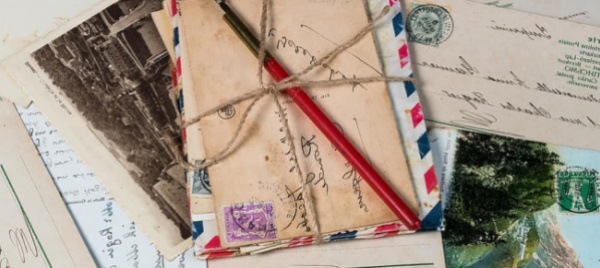 londra-tanti-auguri-dal-1843-all-asta-cartolina-storica